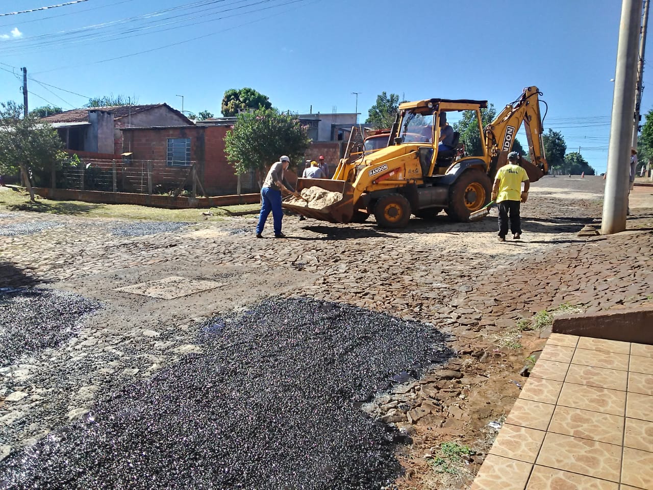 SECRETARIA DE OBRAS INTENSIFICA ATIVIDADES NA ÁREA URBANA DO MUNICÍPIO